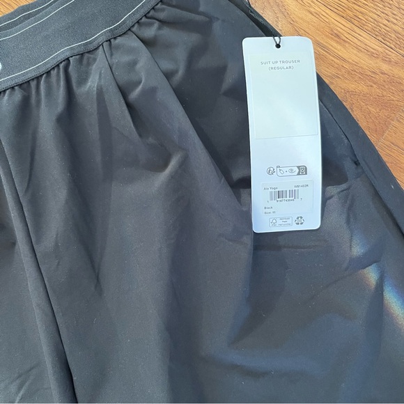 ALO Yoga Women's Black suit up trouser - Picture 5 of 7